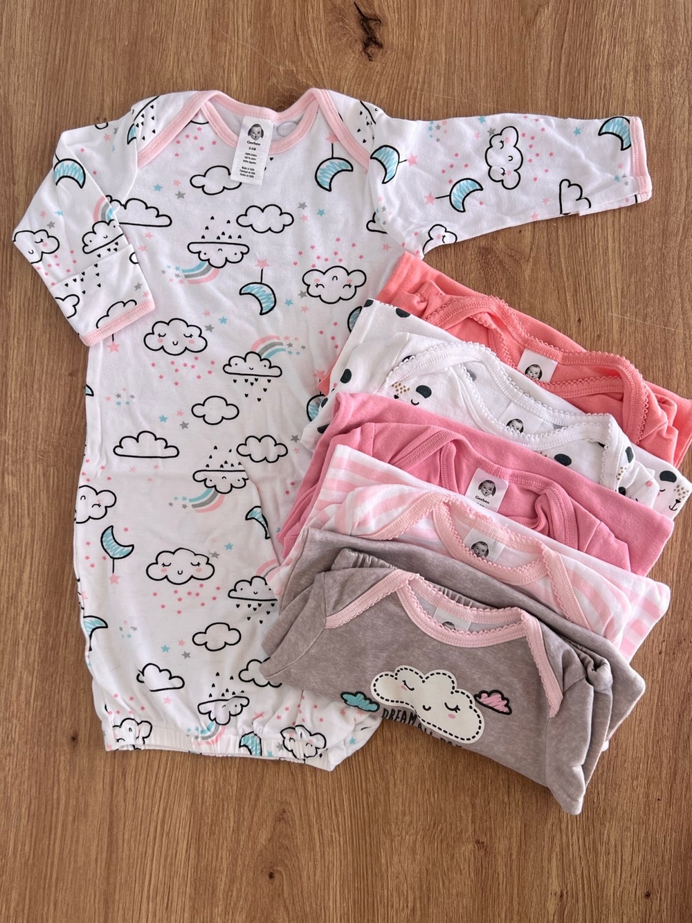 Set of 6 Gerber Baby Girl Sleep Gowns 🩷